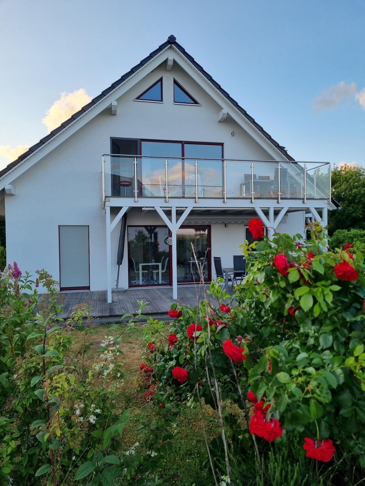 Haus mit Rosen